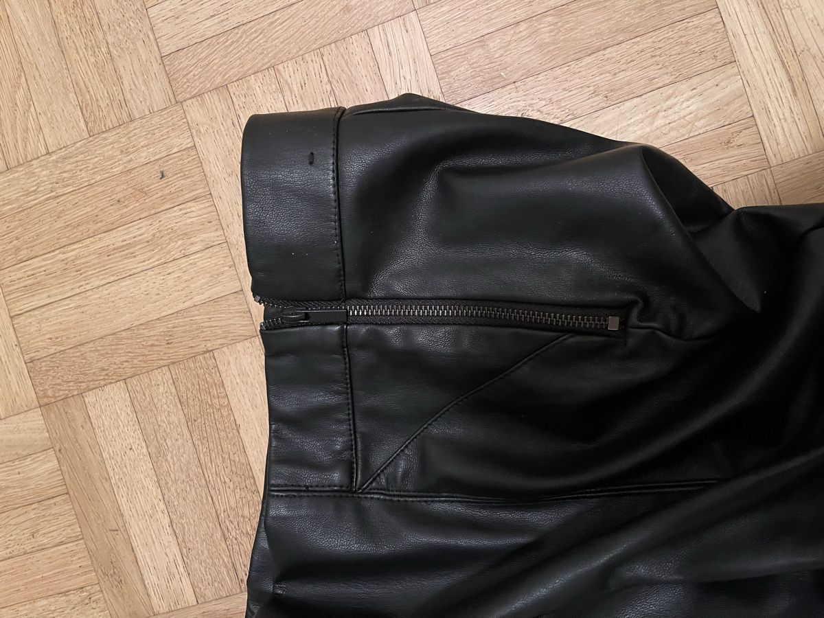 Zara Pantaloni: Lederhose Imitation Gr. S – Usato da Zürich venduto da Kia78 5