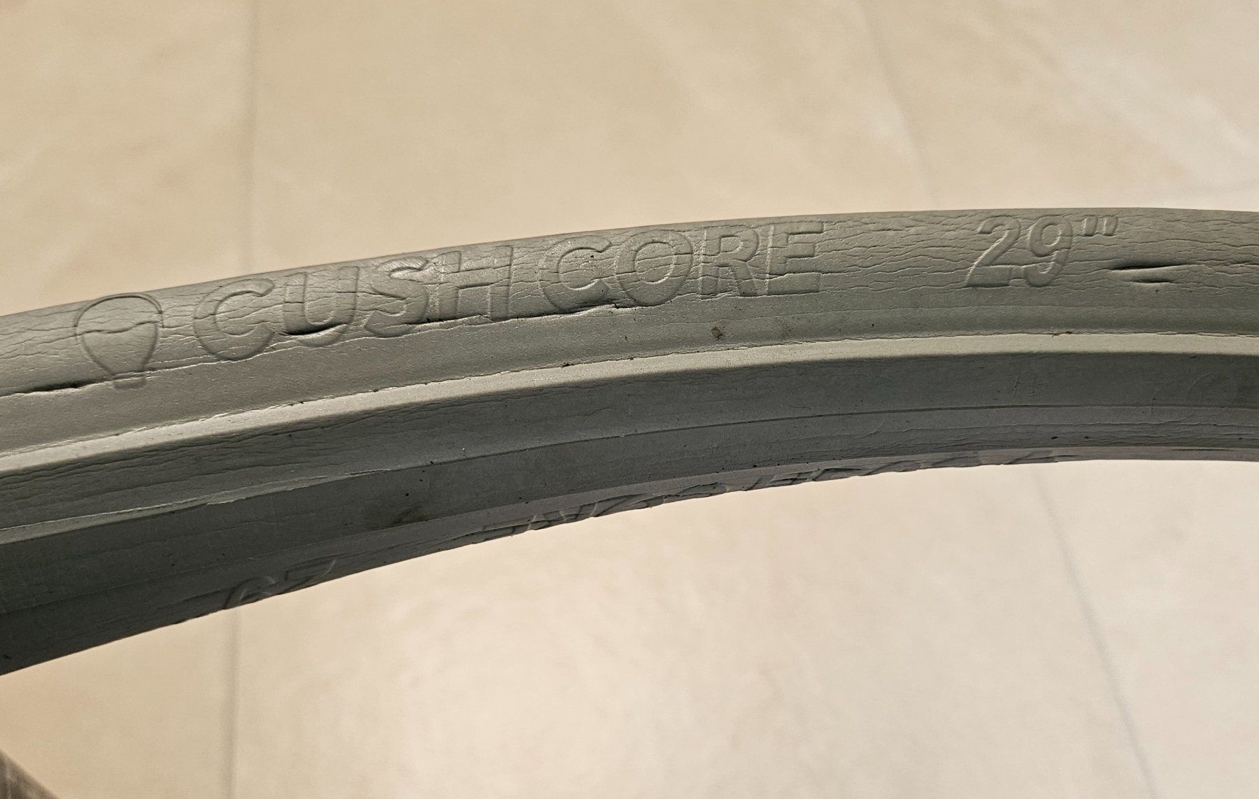 Ersatzteile: CushCore pro 29" MTB Reifeneinsatz - Fr. 12.- – Gebraucht aus Kleindöttingen von Ballu33 1