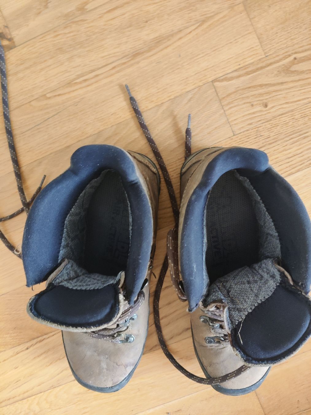 Meindl Herrenschuhe: Meindl Wanderschuhe  – Gebraucht aus Winterthur von kristinaa03 2