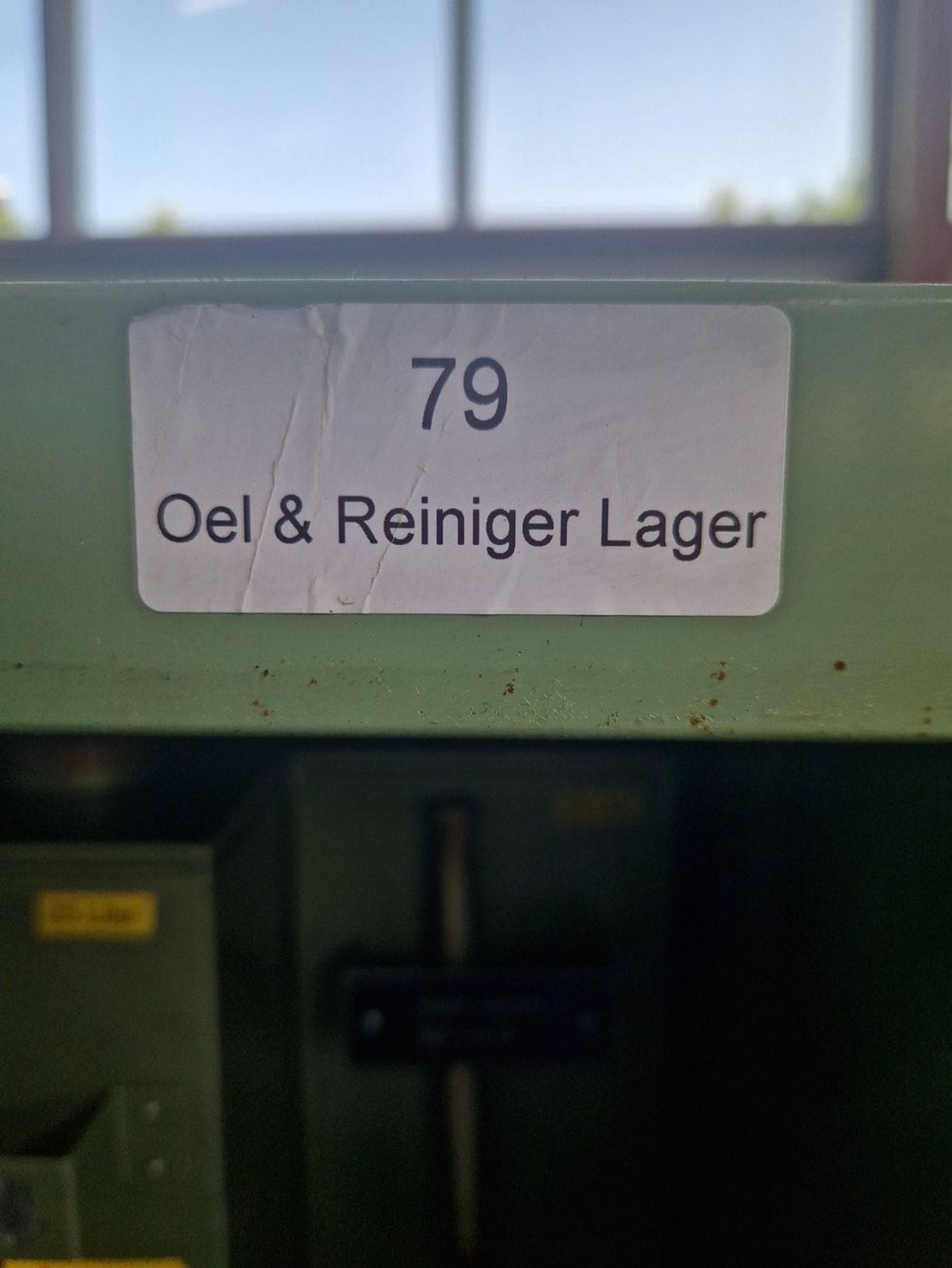 Vidmar Schränke: Öl-Schrank – Gebraucht aus Brügg BE von mullermachines 2