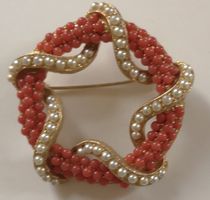 Elegante 'Korallen' & Perlen Brosche Vintage, MARVELLA