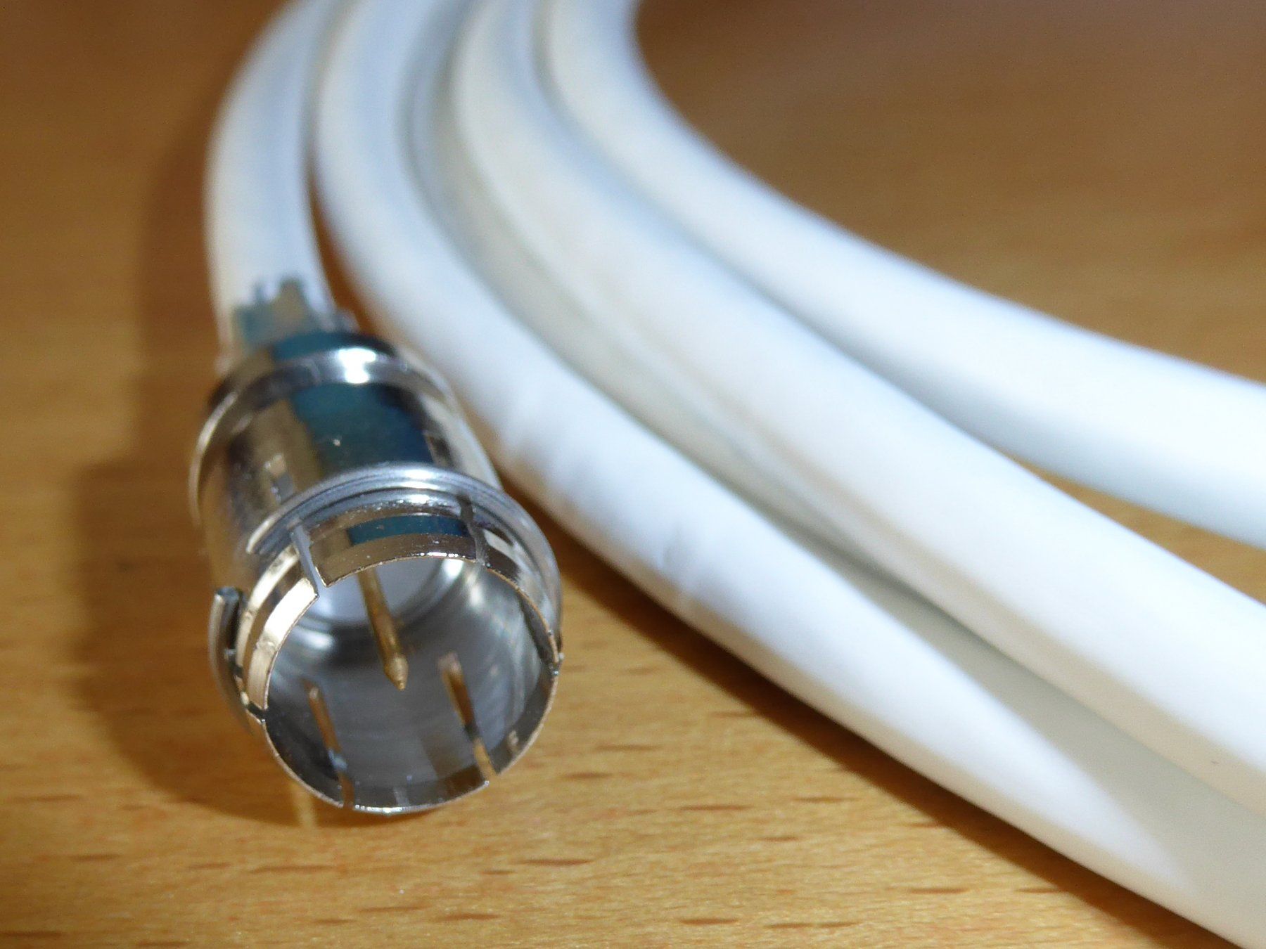 Cavi: Cablecom Breitband Anschlusskabel 3 Meter lang – Nuovo (secondo la descrizione) da Spreitenbach venduto da Turbo_1105 6