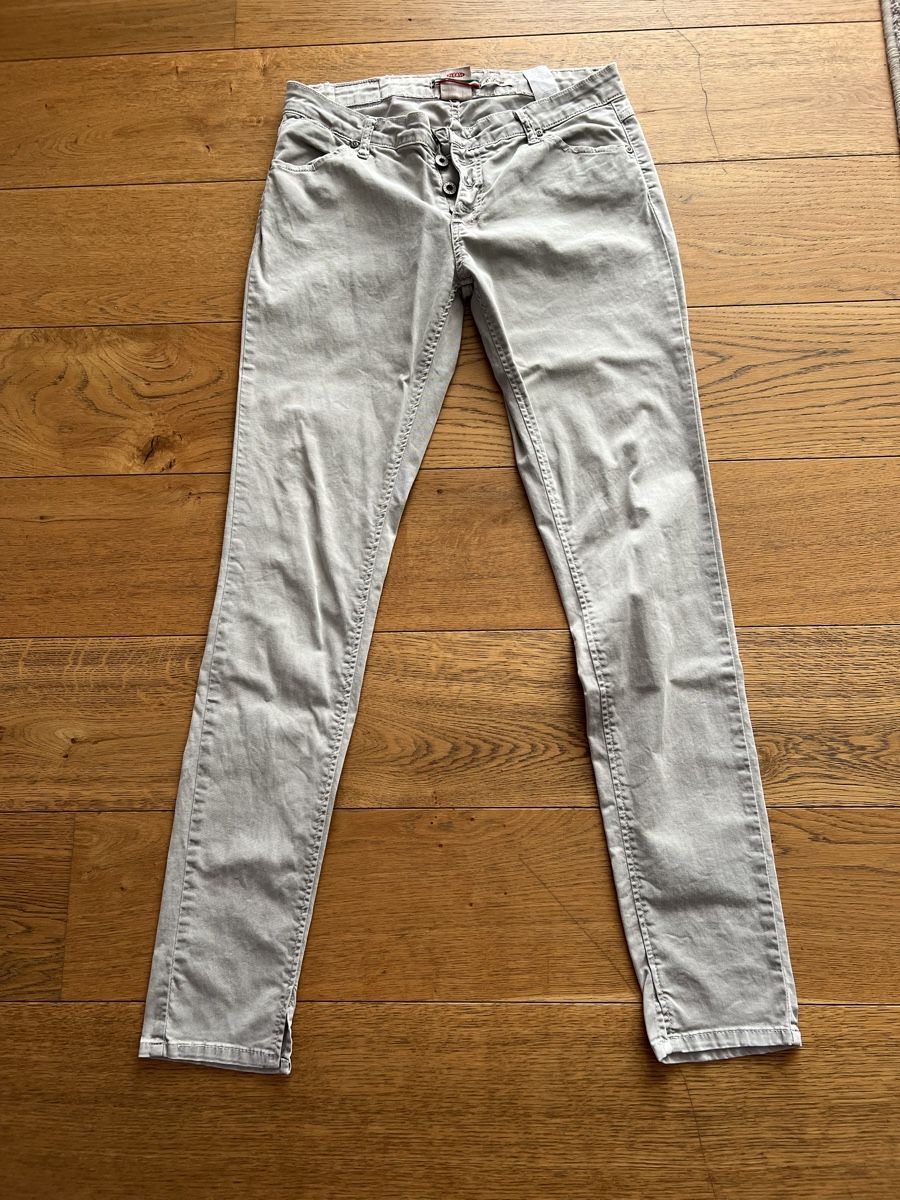 Please Jeans Jeans: Please Jeans Gr. X-Large grau – Usato da Rütihof venduto da Rosy13