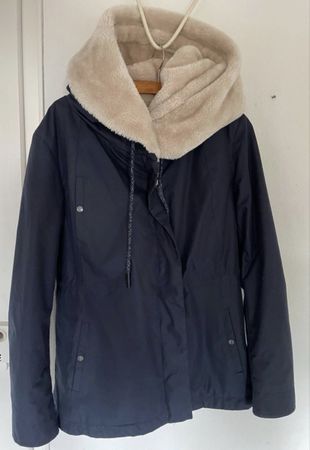 Winterjacke mit Teddyfutter Grösse M