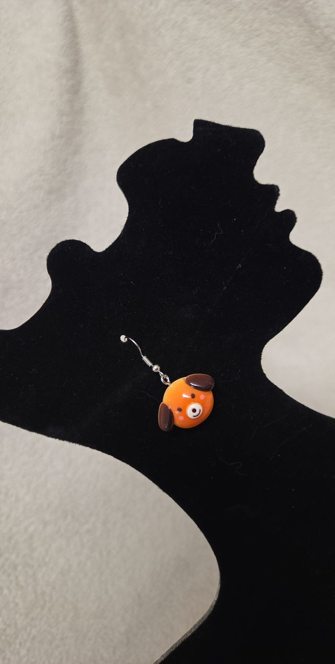 Boucles d'oreille: Süsser Hunde-Ohrring NEU – Neuf (Voir description) à Subingen par DENDLE20