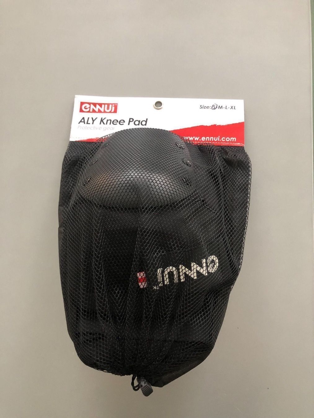 Protezioni & Imbottiture: Ennui Knee PAD Aly black – Nuovo (secondo la descrizione) da Hünenberg venduto da Agent000 2
