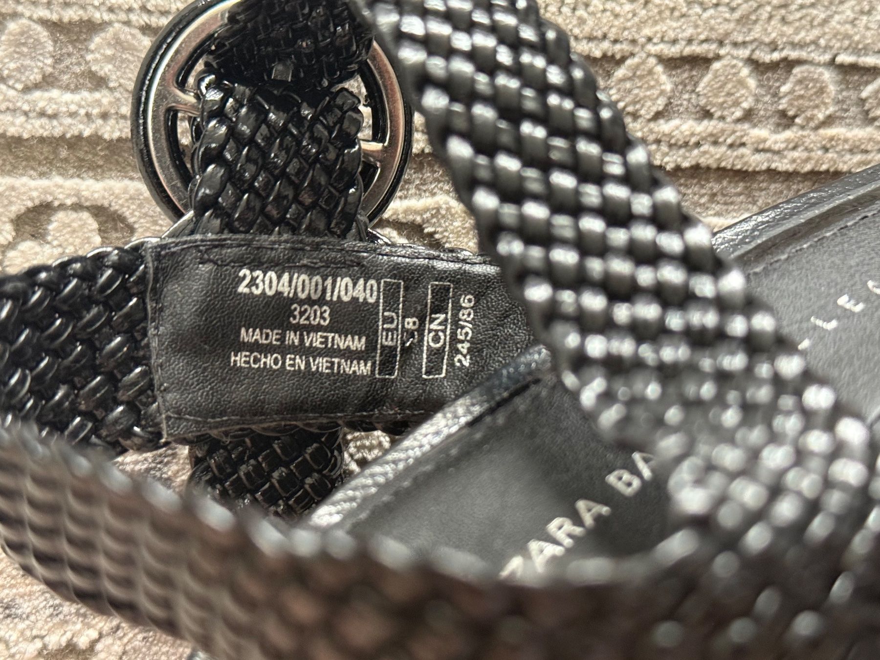 Zara Scarpe da donna: Sandalen Zara Gr. 38 – Usato da Uetikon am See venduto da Fraufox1 3