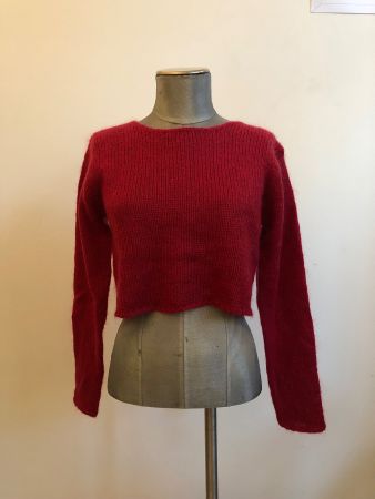crop pull tricoté rouge