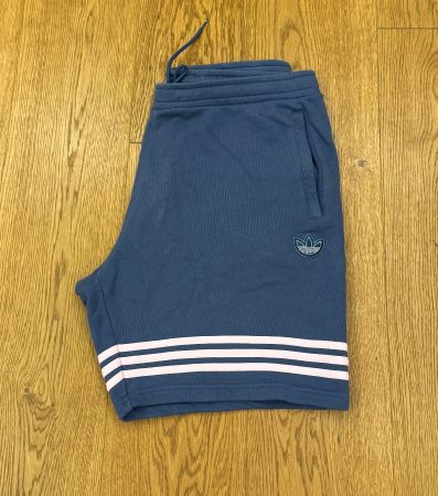 Adidas Shorts XL neuwertig Trainerhose kurz
