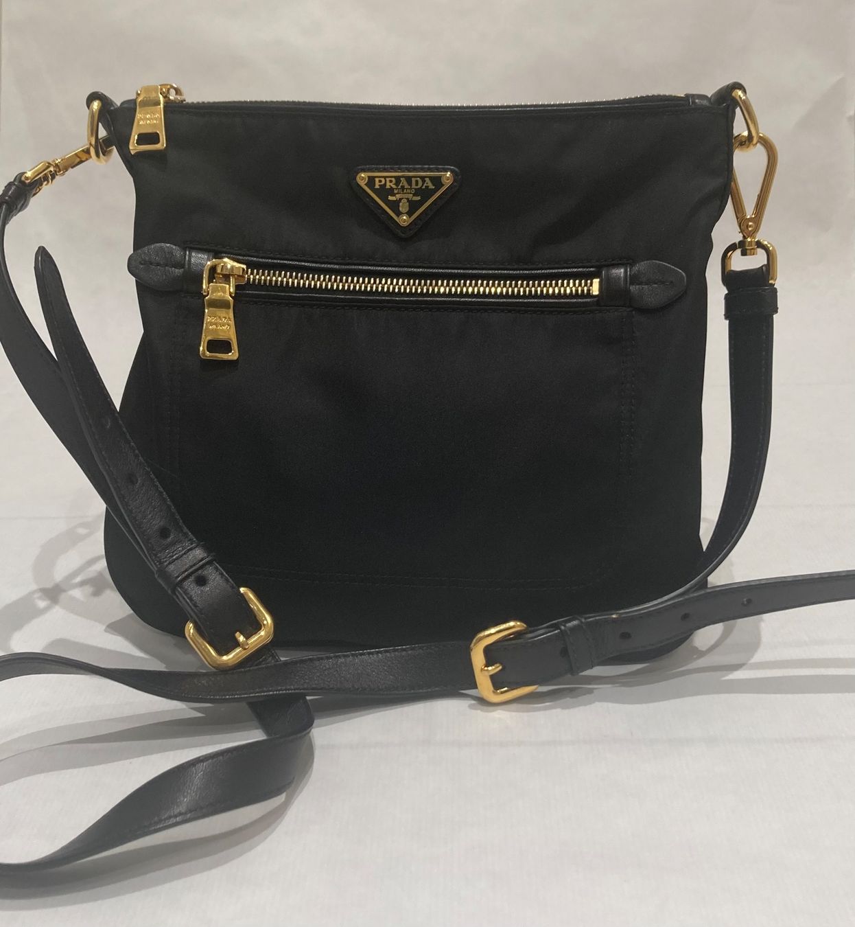 Prada Borse da donna: Prada bag Re-Nylon MIT QUITTUNG – Usato da Paradiso venduto da Kayakara 3