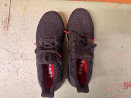 Adidas Ultra Boost schwarz  Grösse 41 1/3, unisex