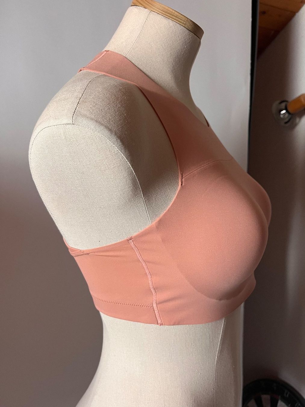 Chantelle Sonstige Unterwäsche: Soft- BH, Chantelle, Grösse S, Farbe Altrosa – Neu und originalverpackt aus Rudolfstetten von gst_g7xl 1