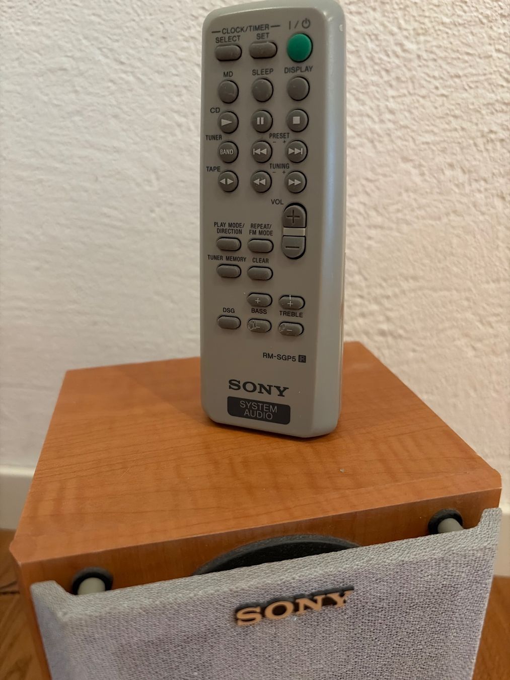 Sony Lettore multimediale & Streamer: SONY Mini-Stereo-Anlage mit Kassette und CD – Usato da Igis venduto da swyssair01 5