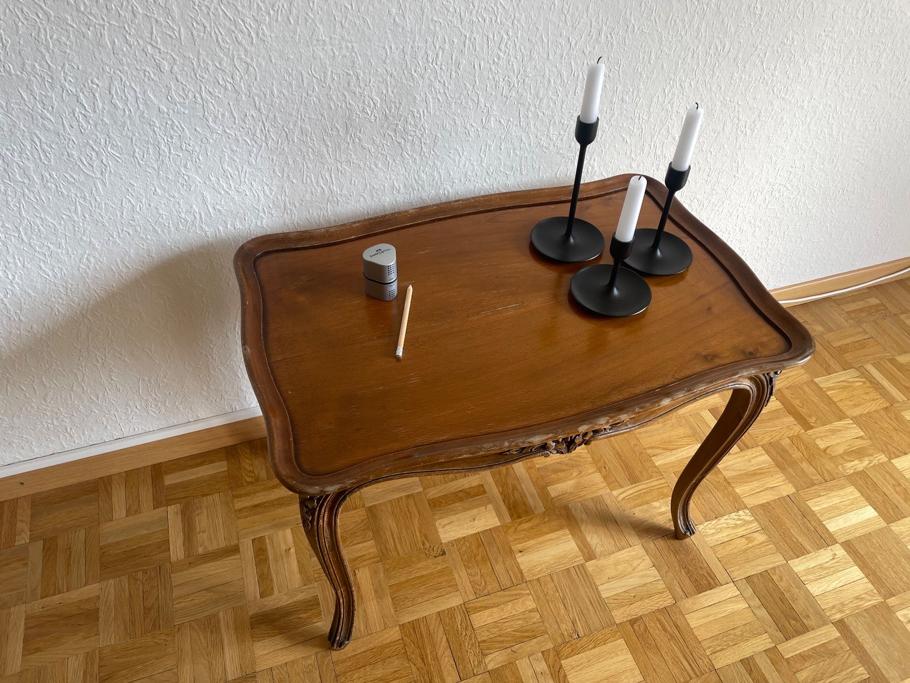 Tavoli: Couchtisch     Table d’appoint – Usato da Biel/Bienne venduto da Garum 1