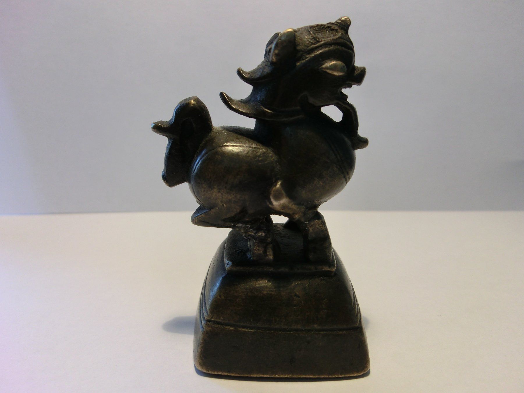 Sculture & Statue: ANTIKES OPIUM - GEWICHT – Usato da Basel venduto da wyba44 2