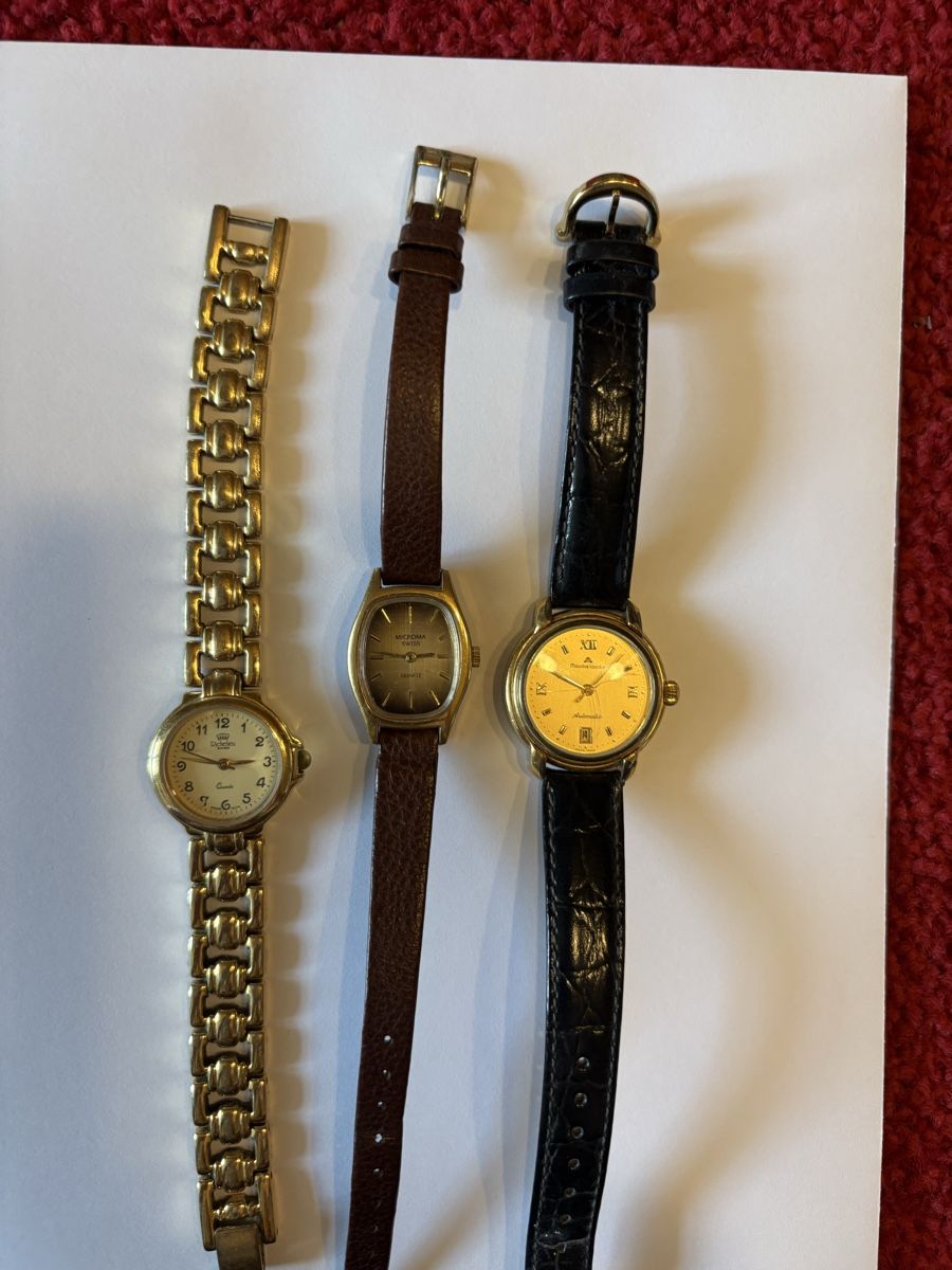 Orologi: Damen Uhr 3 Lot – Usato da Murten venduto da Tzaugg