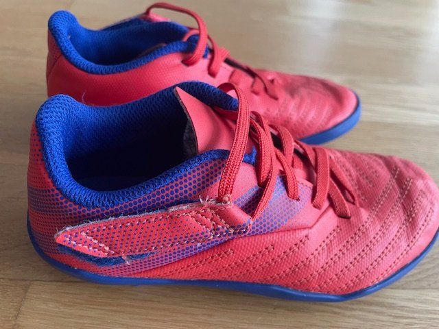 Decathlon Chaussures garçon: Fussball Noppen Schuh Gr. 29 – D'occasion à Zürich par Sonnenblume_65 1