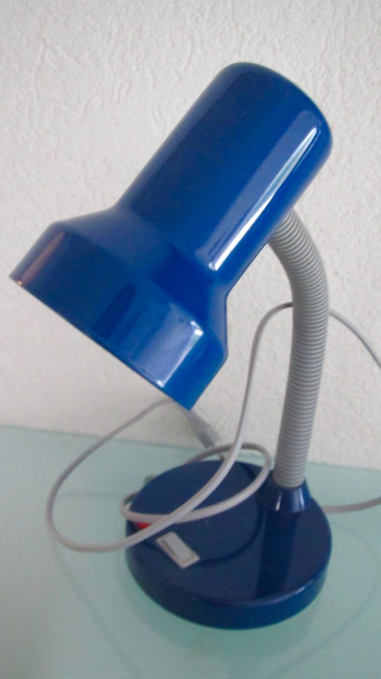 Lampade: SPOT BLEU VINTAGE – Usato da Murten venduto da Selliot