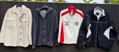 4 Jacken Hoodies - Grösse M - Esprit Teddy neu Bershka etc.