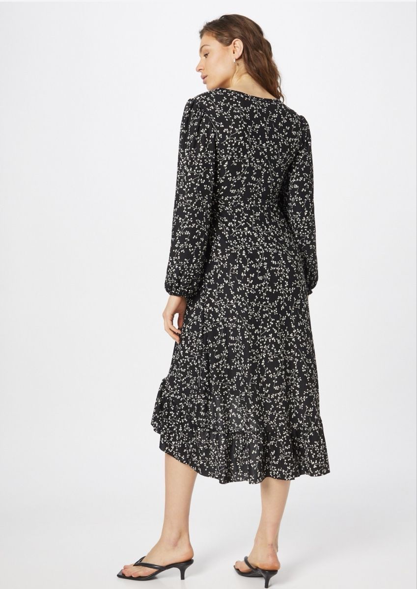 Vestiti: Kleid von TRENDYOL – Usato da Goldach venduto da pikay 3