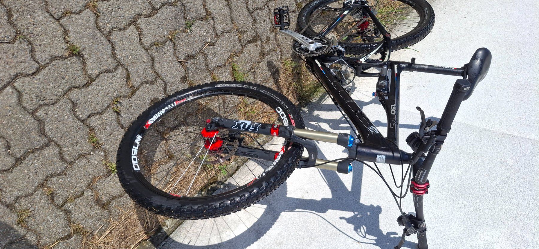 Cube Vélos: Fully MTB CUBE mit XT-DT Swiss-Fox – D'occasion à Kyburg par JBMNT2020 3