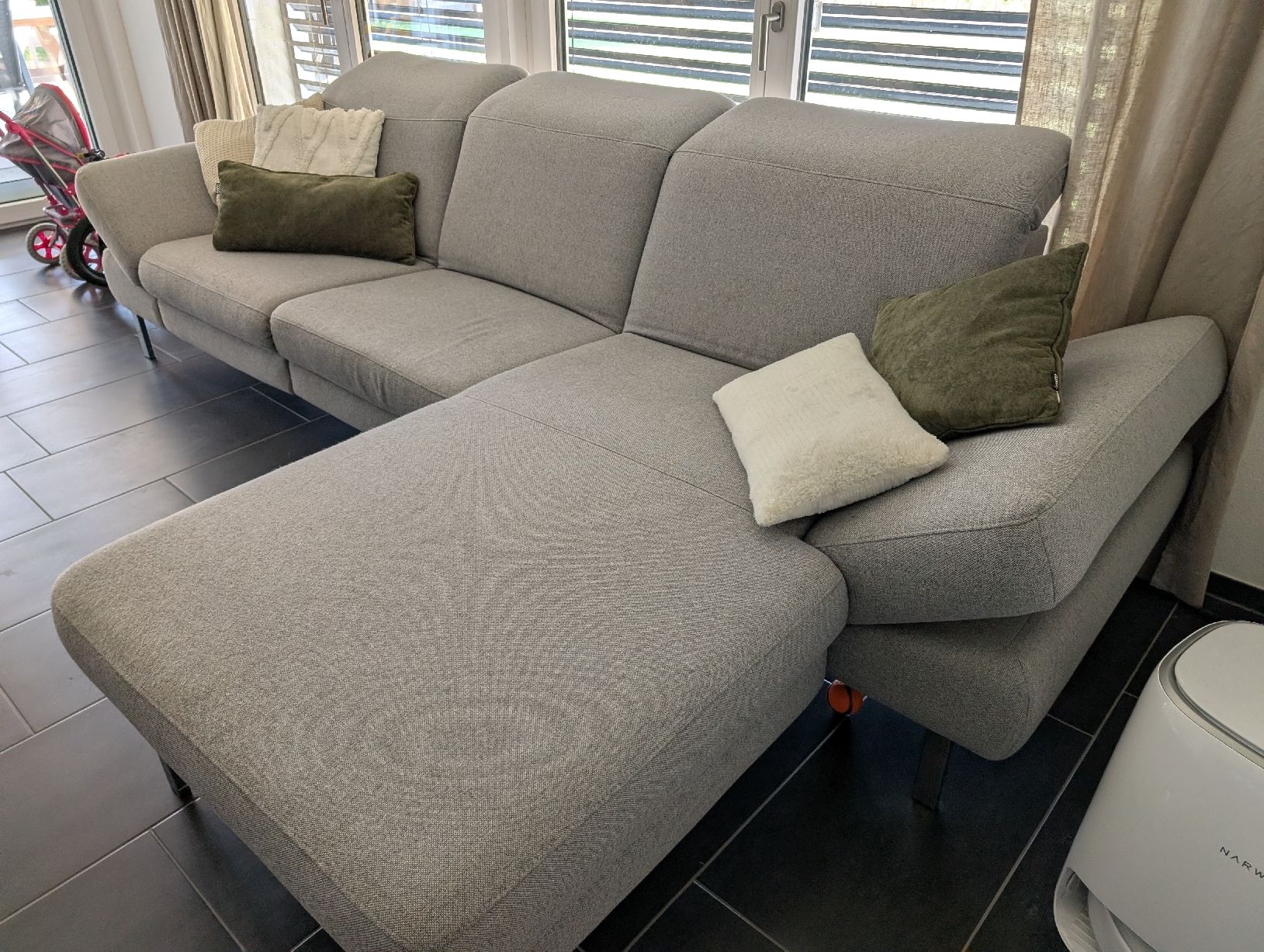 Divani: Sofa super bequem, elektr. Relaxfunktion, grau  – Usato da Berg TG venduto da KatRo 3