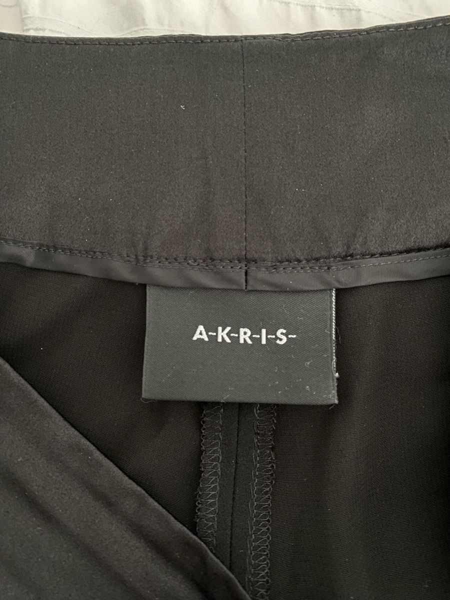 Akris Pantalons: Akris Hose aus Seide, Grösse 40 – D'occasion à Winterthur par marisole4 5