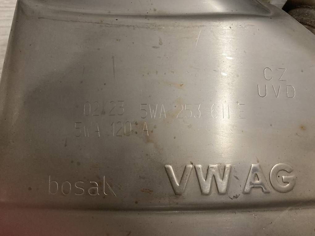 Volkswagen Sistemi di scarico: Échappement VW – Usato da Salvan venduto da car_lfh5 3
