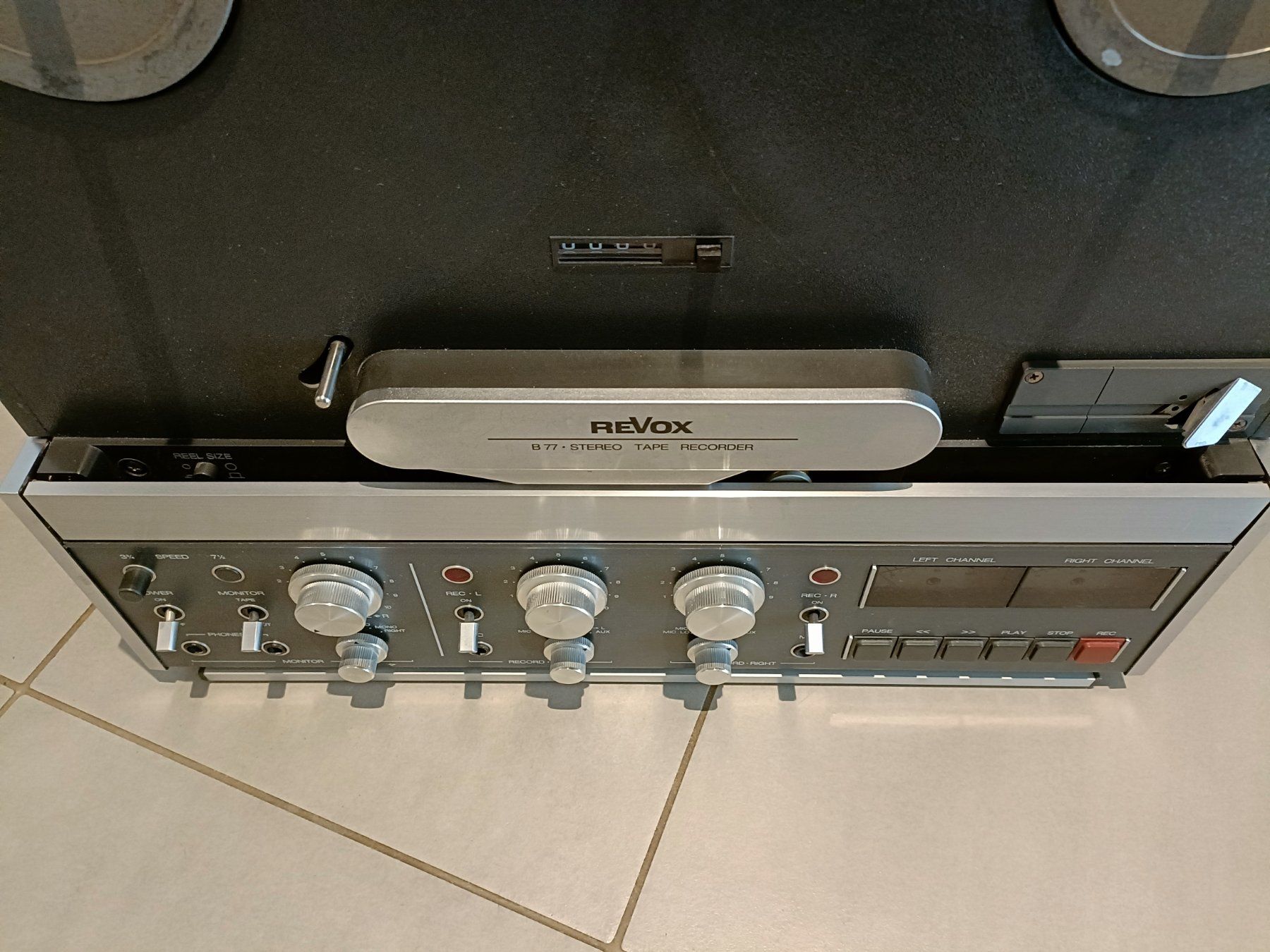 Revox Apparecchi a nastro: Magnétophone à bandes REVOX B77 – Difettoso da Pampigny venduto da edyschi 3