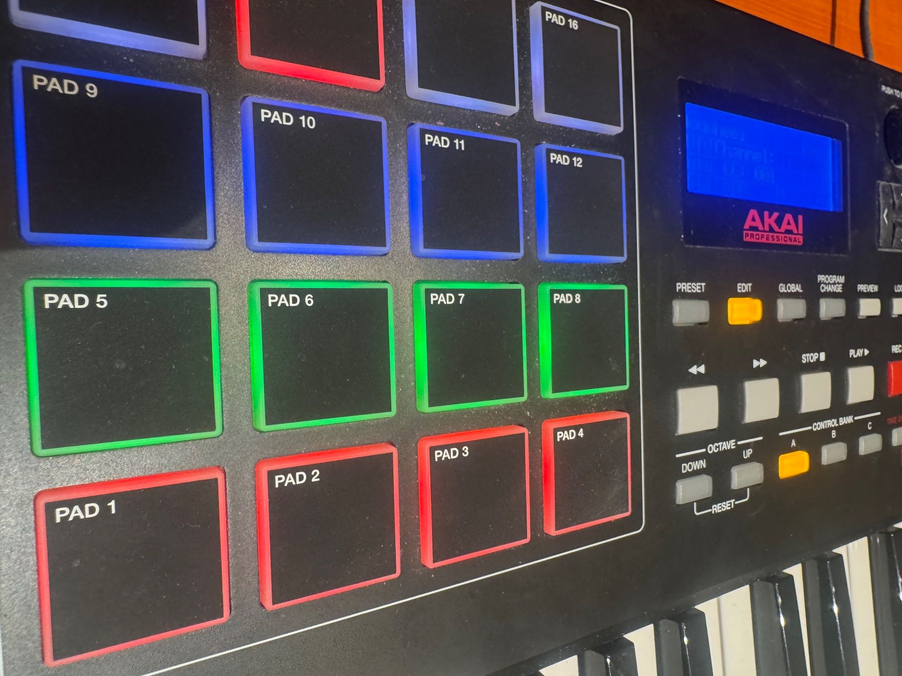 Akai Strumenti musicali: Akai MPK249, MIDI Keyboard Controller [Studio] – Usato da Thierrens venduto da madwave 2