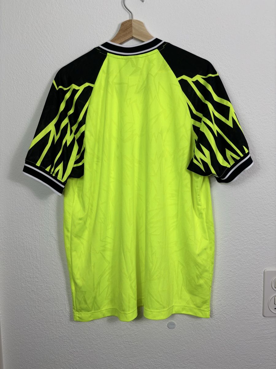 Nike Canottiere & Pantaloni: Nike Sporttrikot – Usato da Solothurn venduto da skillsine 1