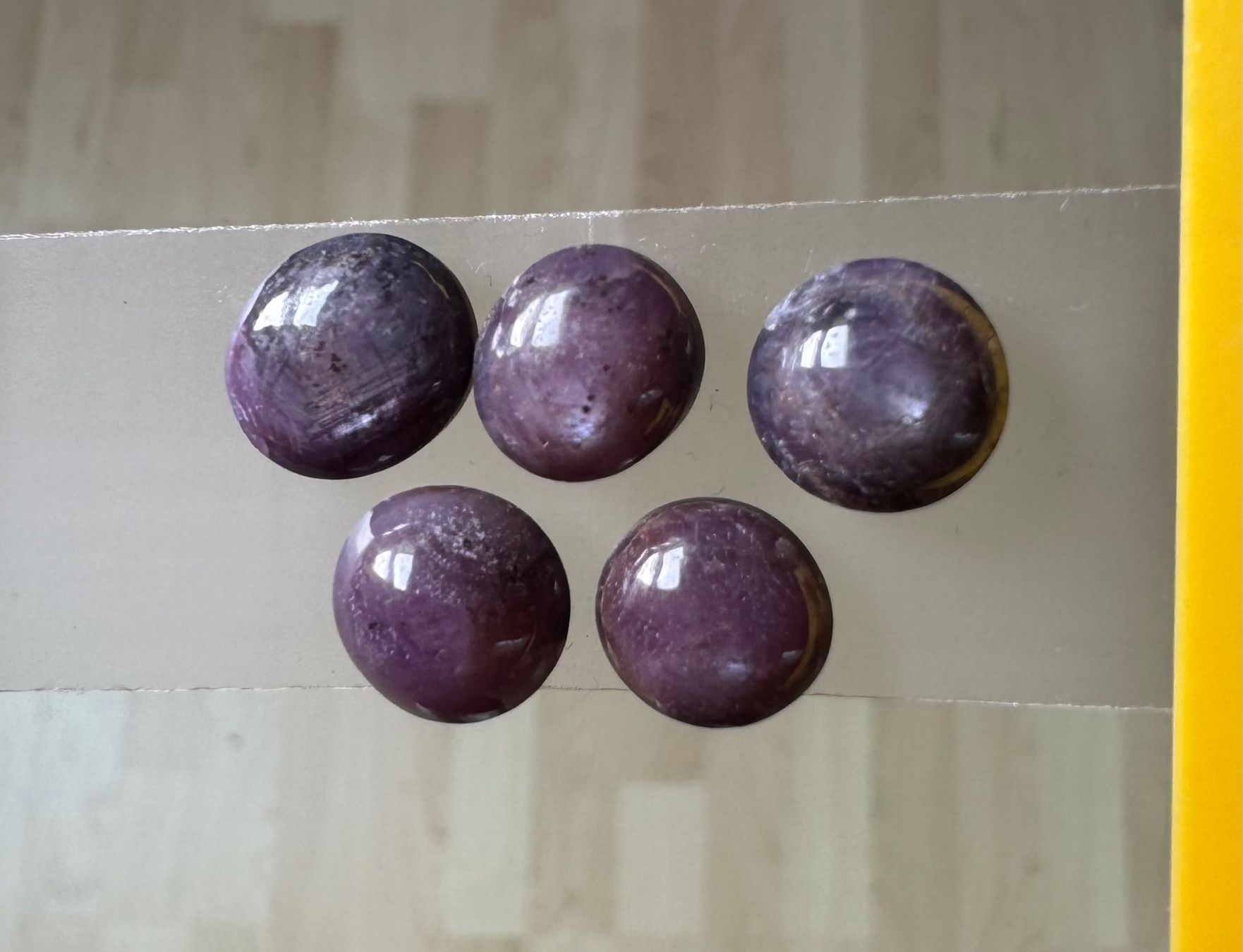Pietre preziose: Stern Rubin 5 Cabochons wunderschön ECHT – Nuovo e nell'imballaggio originale da Leuggern venduto da gemshow 6