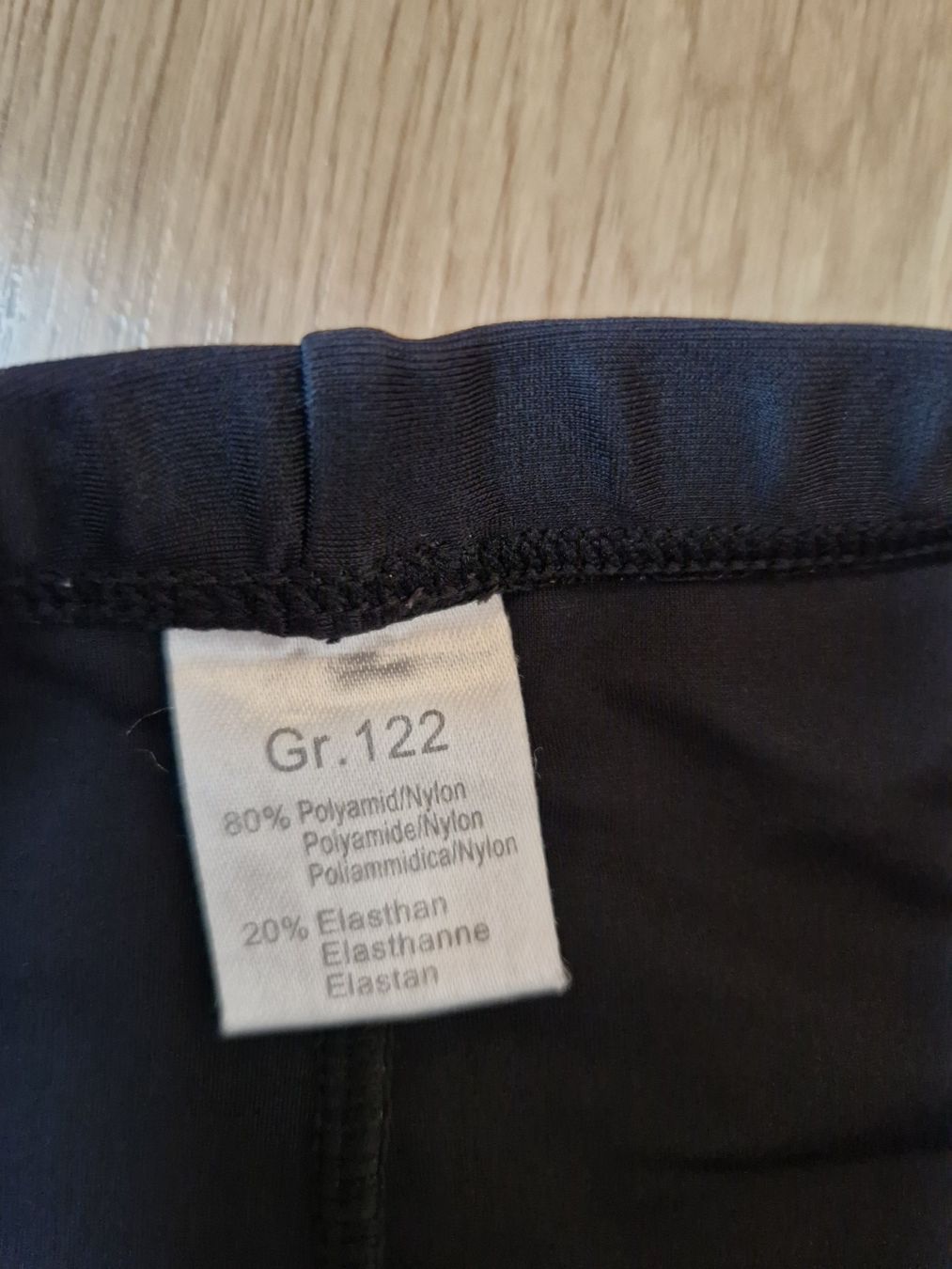 Costumi da bagno: 2 Paar Badehosen 116 / 122 – Usato da Giswil venduto da monimaus08 1