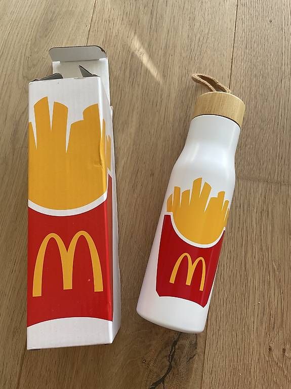 Borracce & Thermos: Neue Wasserflaschen McDonalds  – Usato da St. Gallen venduto da mpo_5dlc 1