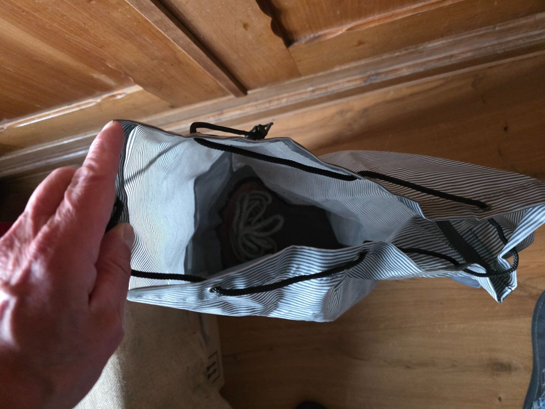 Rucksäcke: Rucksack Seesack Tasche Umhängetasche – Gebraucht aus Walterswil BE von Lonitti 4