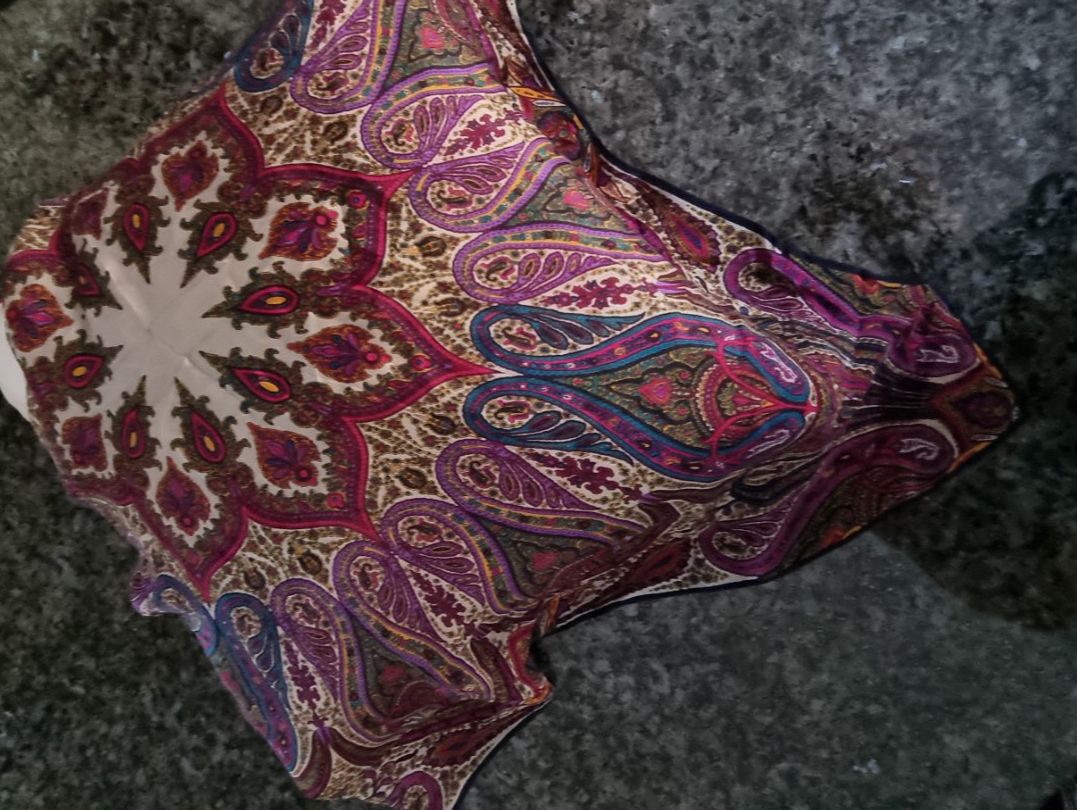 Foulards, Tücher & Schals: Seide 100%,  Foulard – Neu (gemäss Beschreibung) aus geroldswil von Gumball1 1