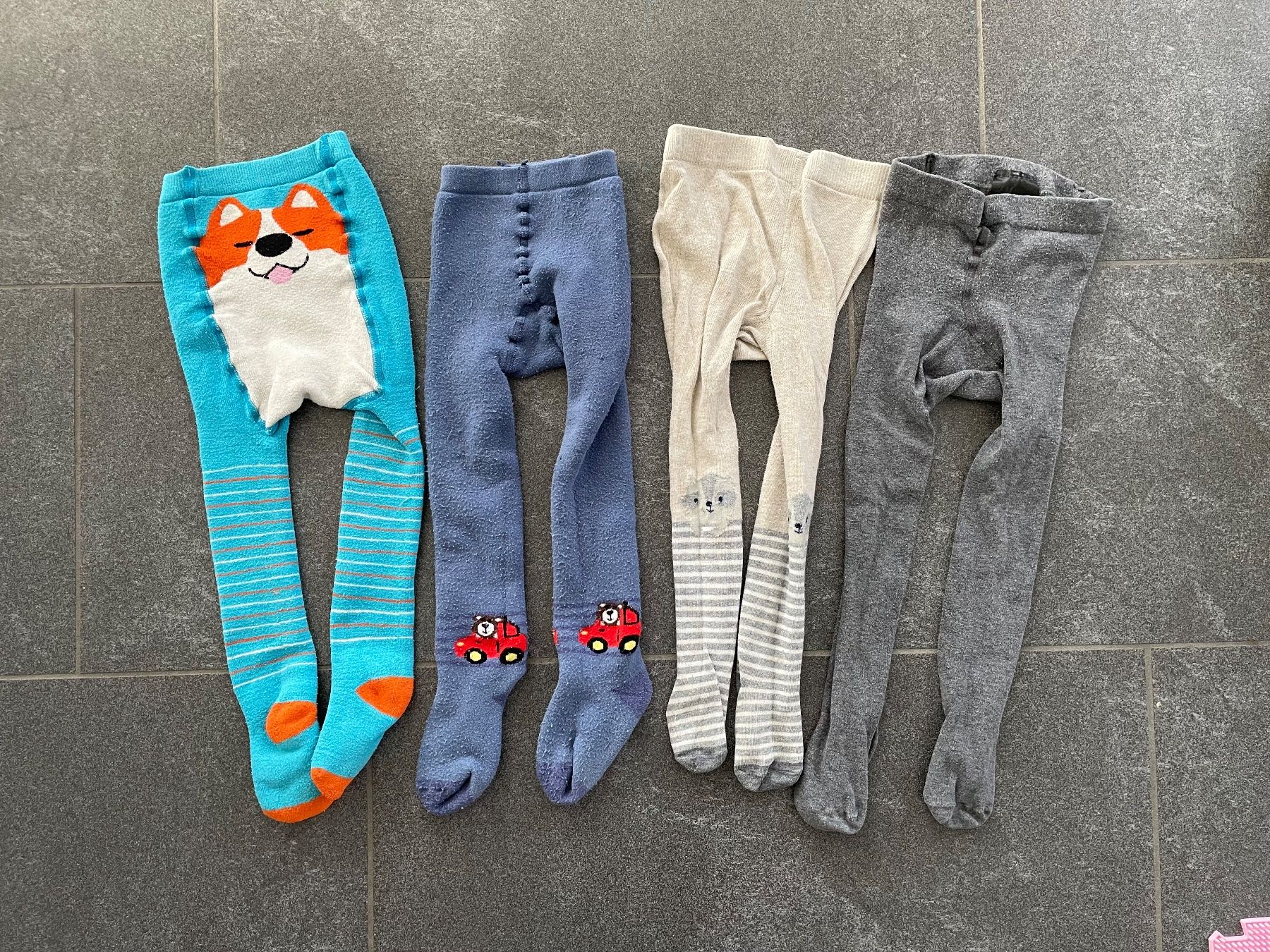Altro abbigliamento per bambino: Gr.86 Strumpfhosen Set – Usato da Kaltbrunn venduto da mar_7jpc
