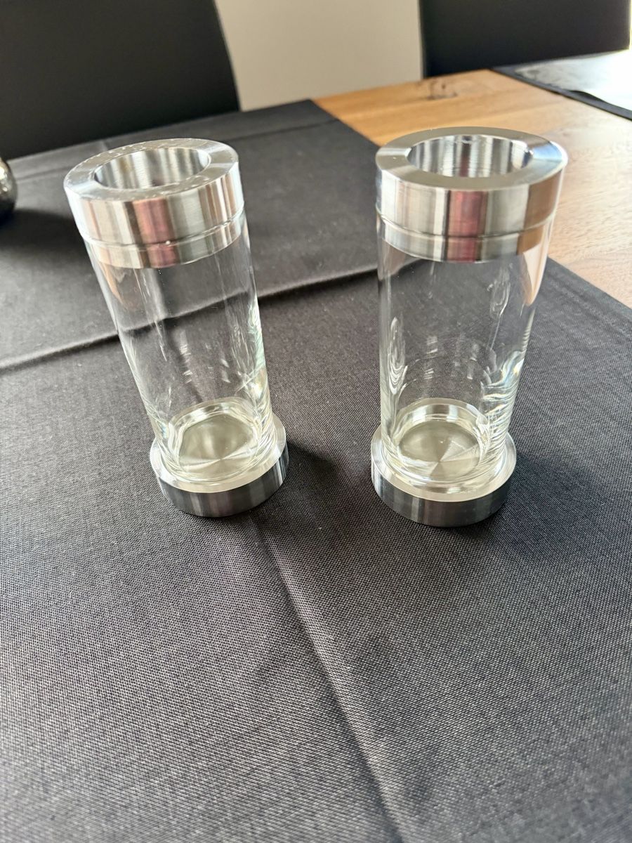 Portacandele: Mono Design Vase und Kerzenständer - 2er Set – Usato da Bolligen venduto da freefactory