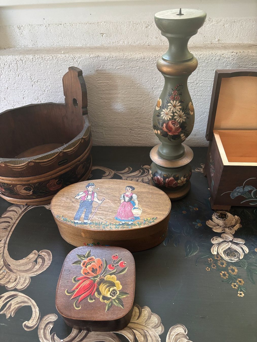 Tutte le decorazioni: 5 Handbemaltes Schweizer DekoGegenstände – Usato da Uitikon Waldegg venduto da Mrost 3