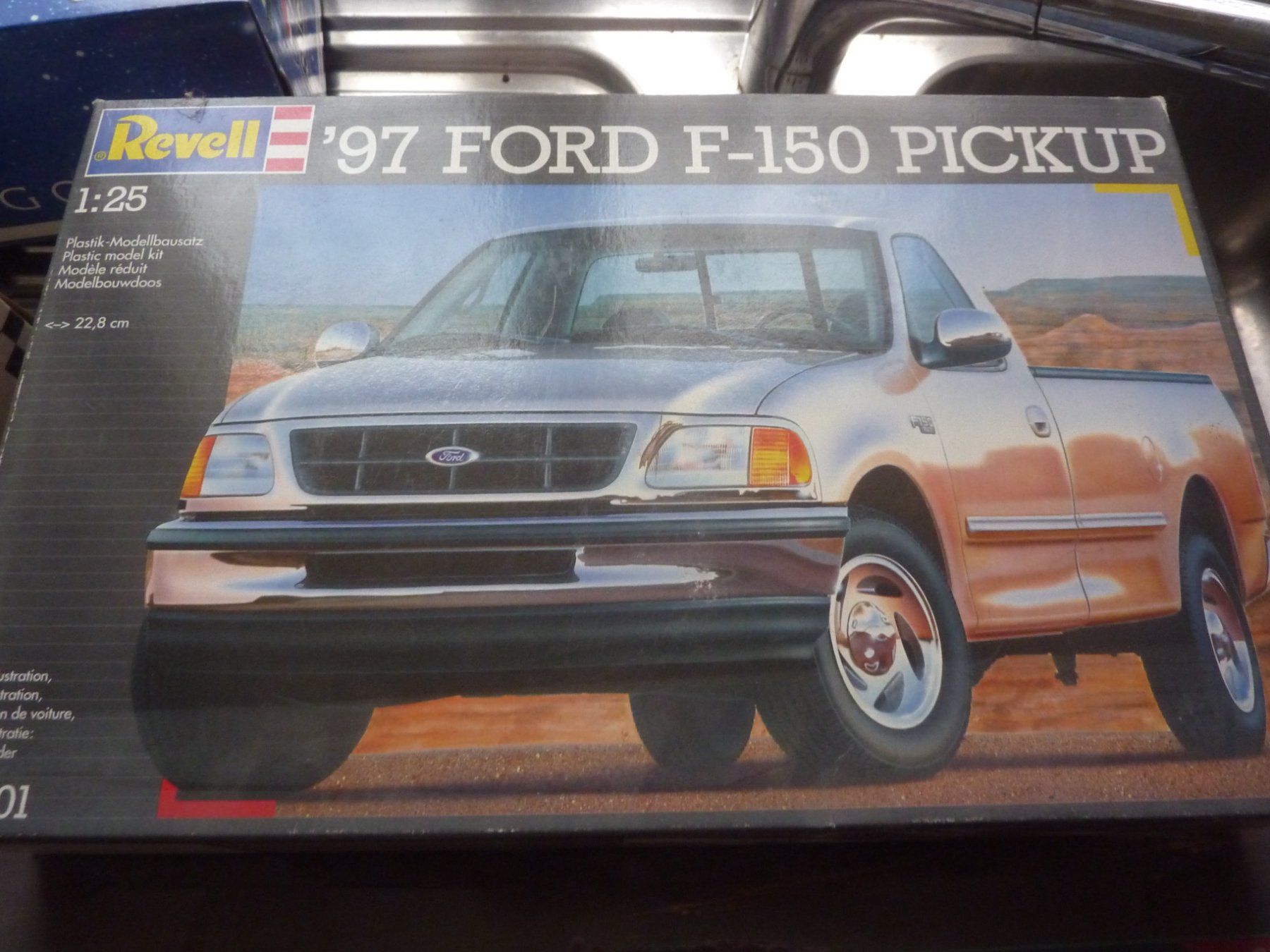 Ford Modellini d'auto: FORD 1997 F-150 – Nuovo e nell'imballaggio originale da Balsthal venduto da bouteliee
