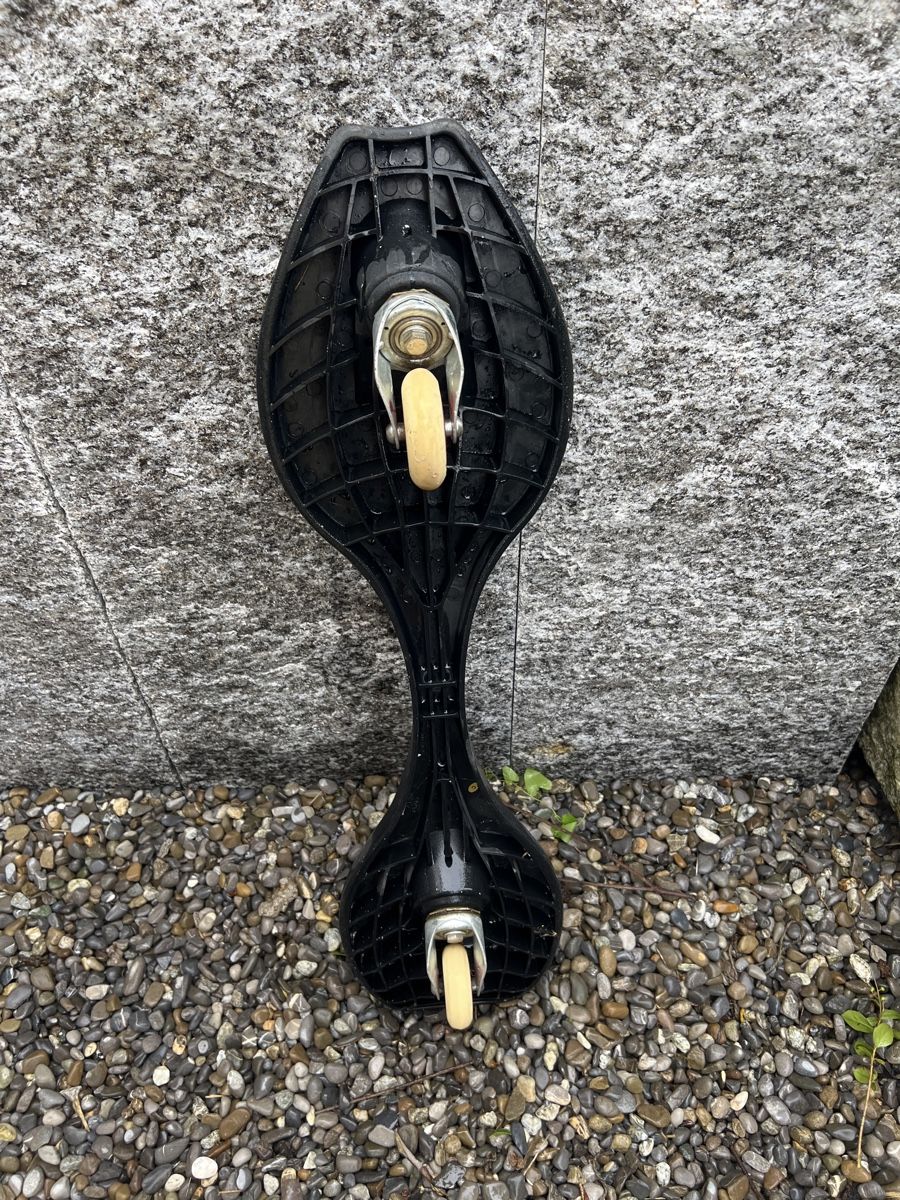 Skateboards: Gebrauchtes Waveboard/Streetboard – Usato da Fenkrieden venduto da Rdaphne 1