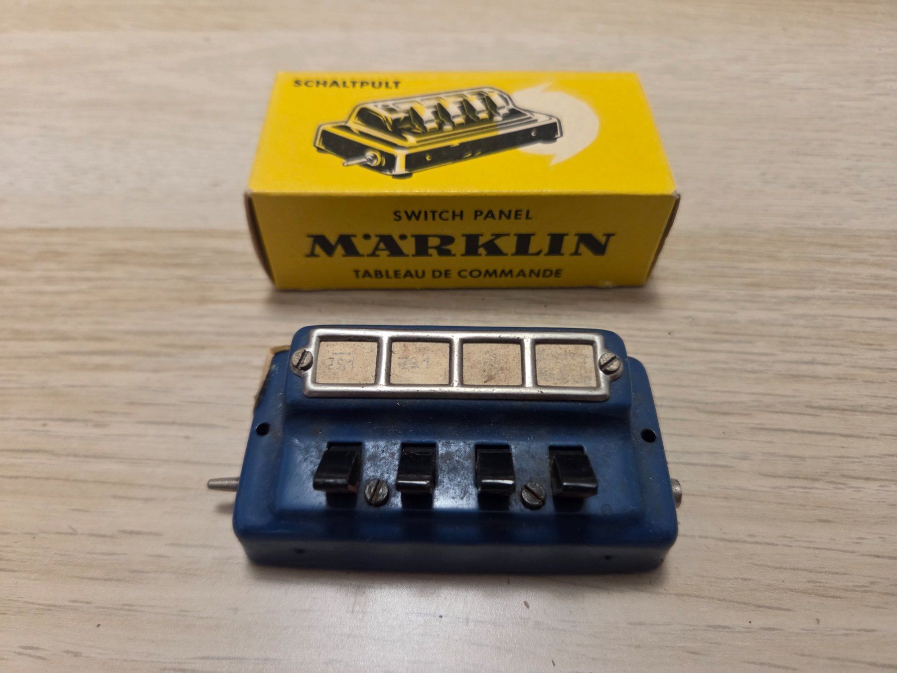 Märklin Trains électriques: Märklin 7070 Schaltpult – D'occasion à St-Aubin-Sauges par Lo_Go