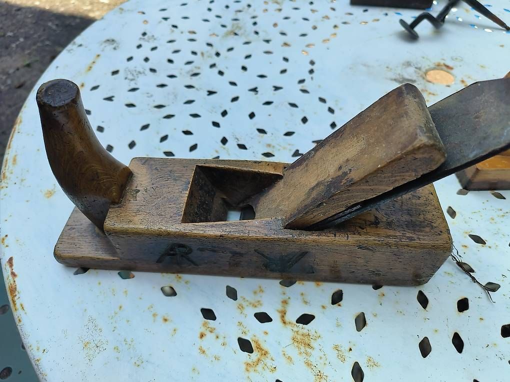 Tous les outils: Werkzeug Holzhobel alt  – D'occasion à Schaffhausen par Airsue