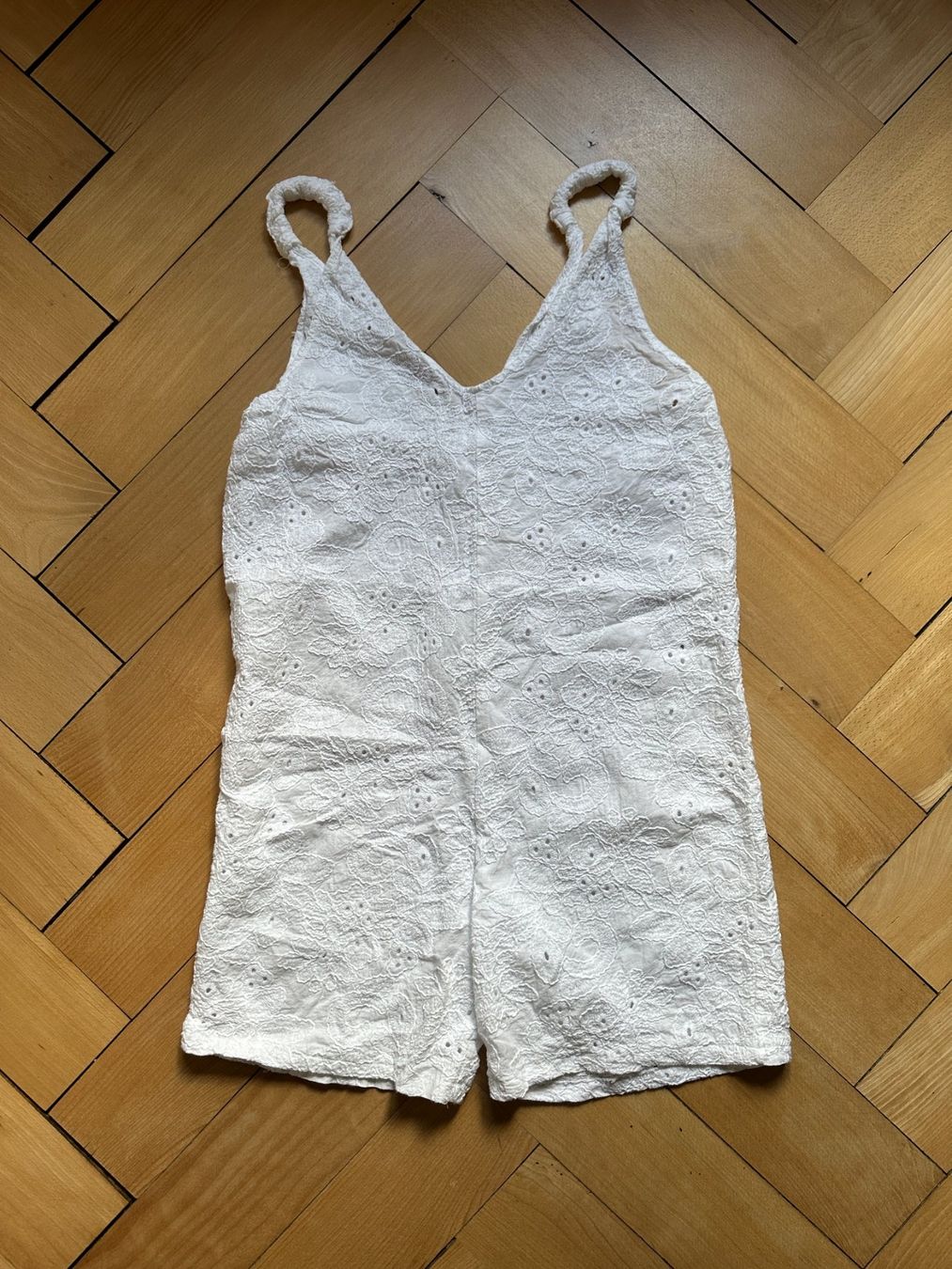 Jumpsuits: Spitzen Jumpsuit weiss - S – Gebraucht aus Zürich von Diazaio