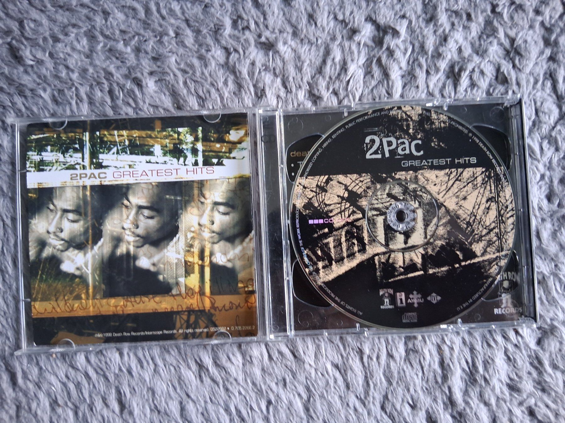 CDs: 2 PAC    GREATEST HITS       CD – Gebraucht aus Wetzikon ZH von Ramones01 2
