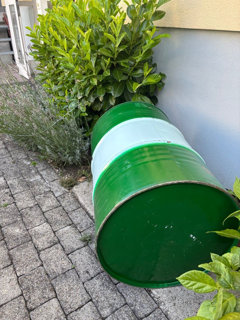 Accessori: Metallfass, Blechfass, Fass 200 l – Usato da Gossau SG venduto da Gusho 2