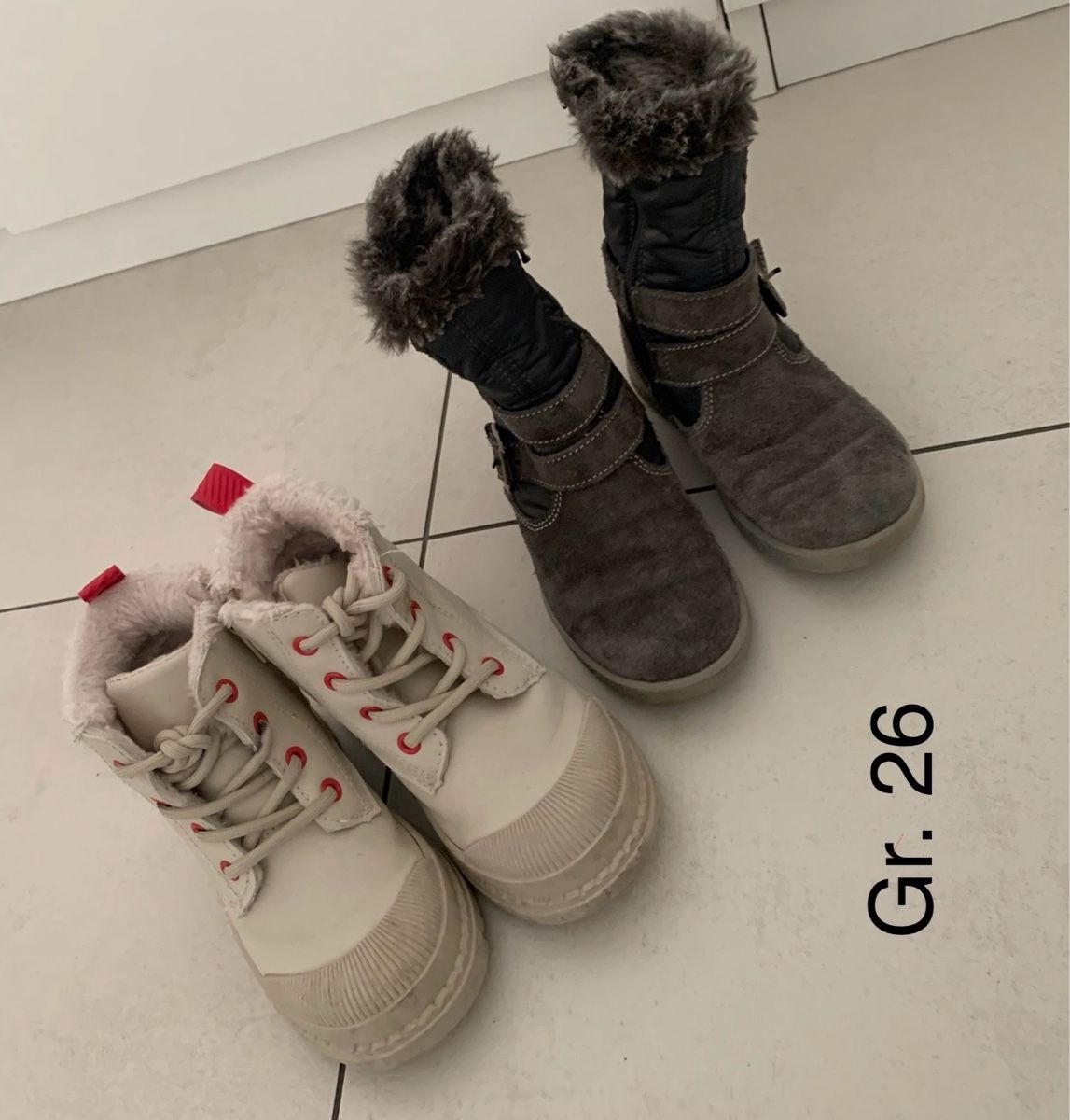 Scarpe per ragazze: 3 Paar Mädchen Herbst/Winter Schuhe, Gr. 26/27 – Usato da Baden venduto da nicolenia 1