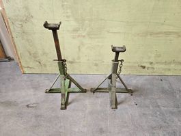 2x Unterstell Böcke höhenverstellbar max. 1800kg ab 1.-