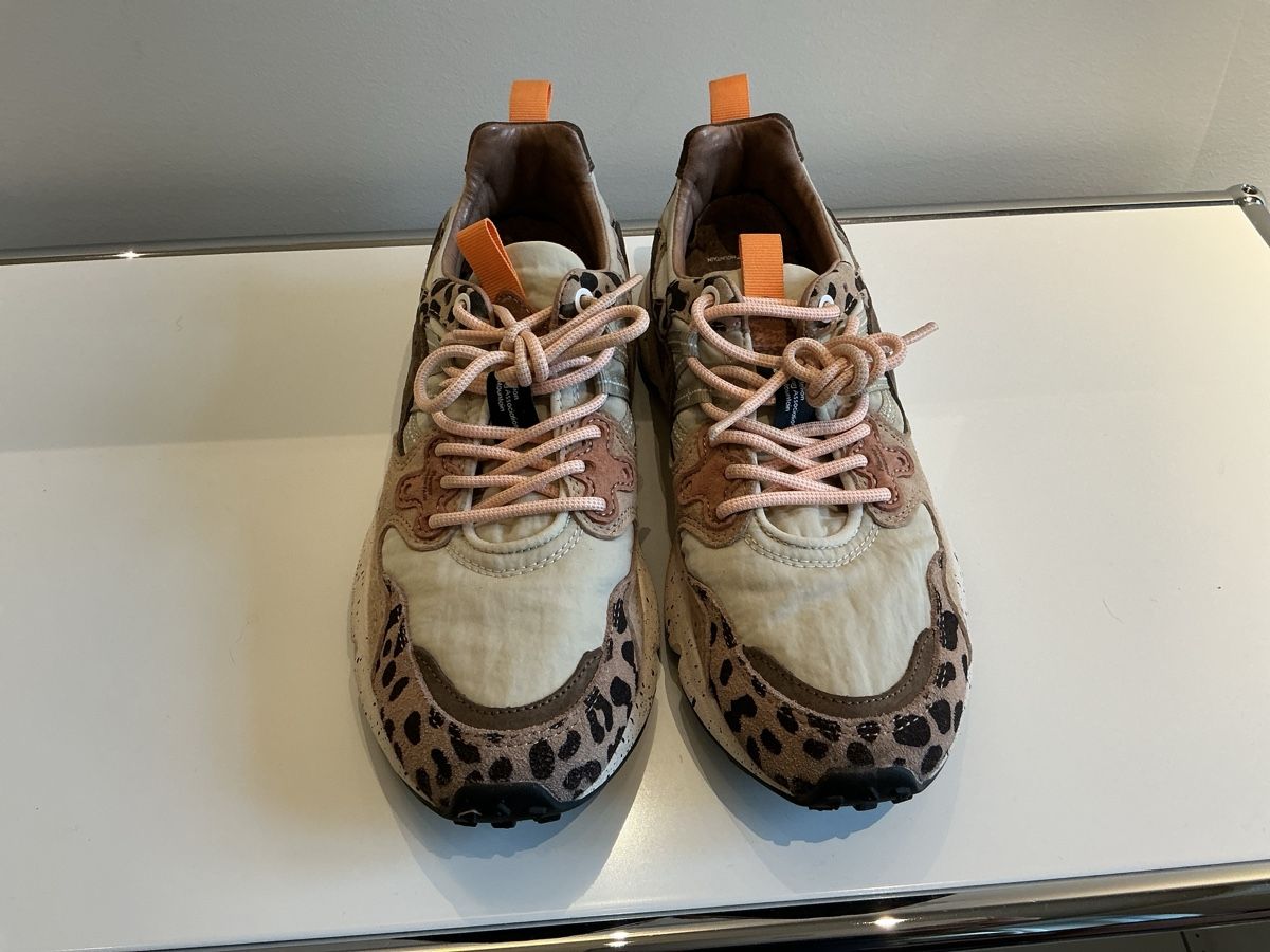 Scarpe da donna: Coole Sneaker von Flower Mountain – Usato da Zürich venduto da lukasg.meier 3