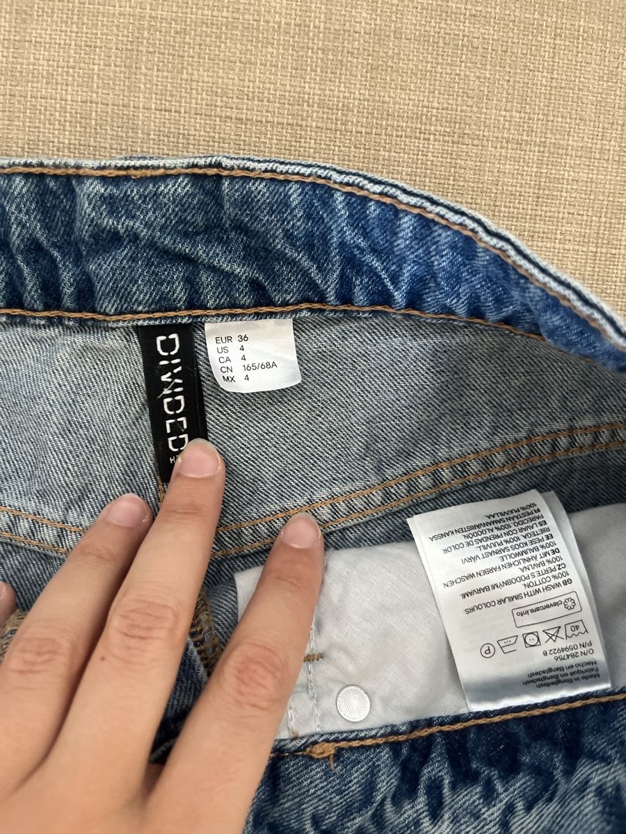 H&M Jeans: 🌾 Blue denim shorts  – Nuovo (secondo la descrizione) da Zürich venduto da jna_265b 4